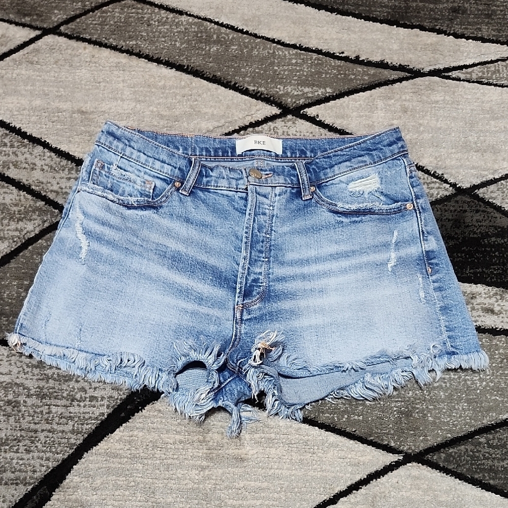 BKE BILLIE BUTTON-FLY DISTRESSED HIGH-WAIST RAW-EDGE DENIM JEAN SHORTS